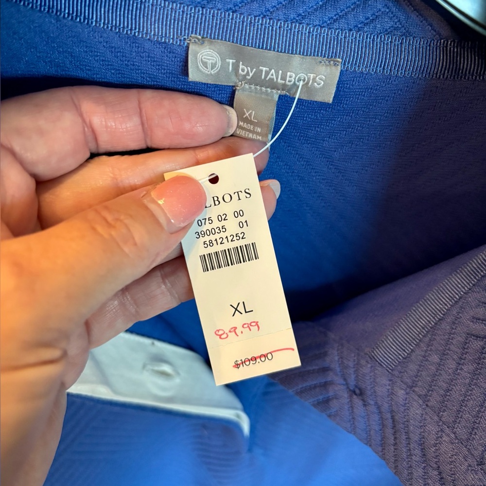 Talbots top NWT - Picture 2 of 5
